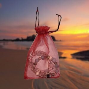 Franges et papillons sur bracelet bohème