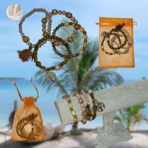 bijou avec symbole arbre de vie